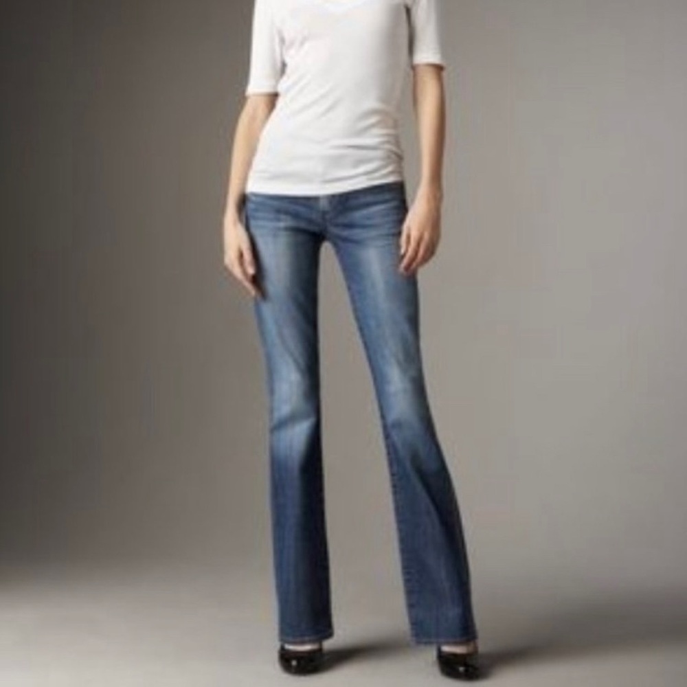 Citizens of Humanity Kelly Low-Rise Boot Cut Jeans Size 30 / 31” inseam denim